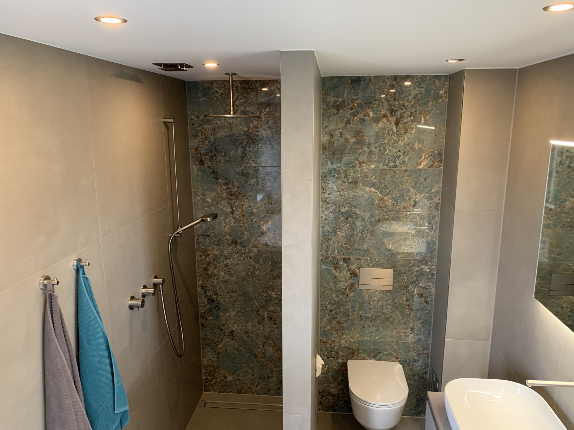   content 02 portfolio rvskranen maatwerkbadmeubels badkamers sheerenberg uwtegelzetters.jpeg  